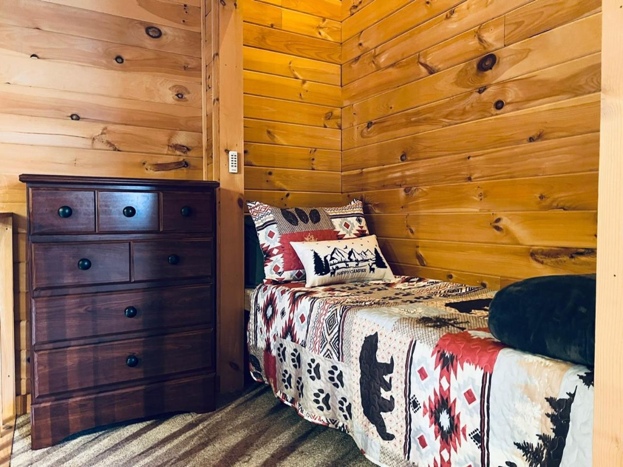 Serenity Escape Treehouse On 14 Acres Near Little River Canyon Fort Payne Exterior photo